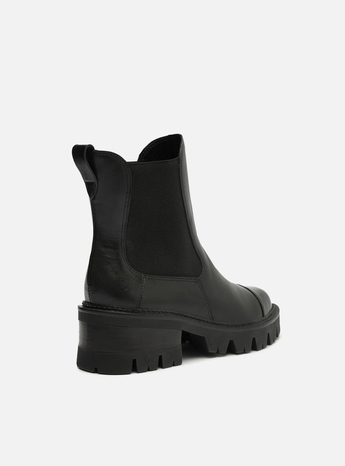 Bota Preta Couro Cano Médio Tratorada Elástico