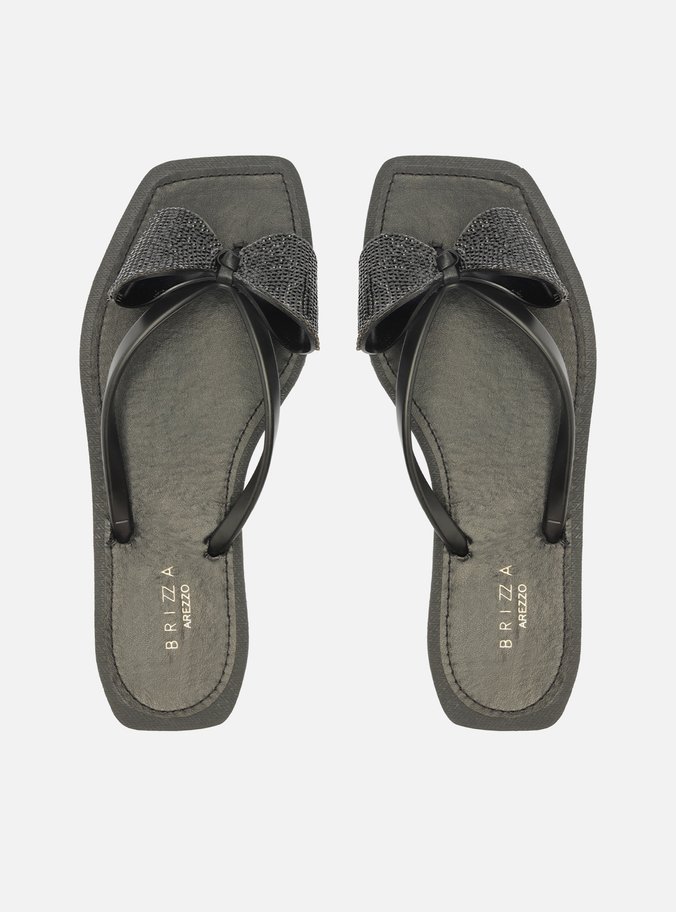 Chinelo de Dedo Preto Strass Square Minnie