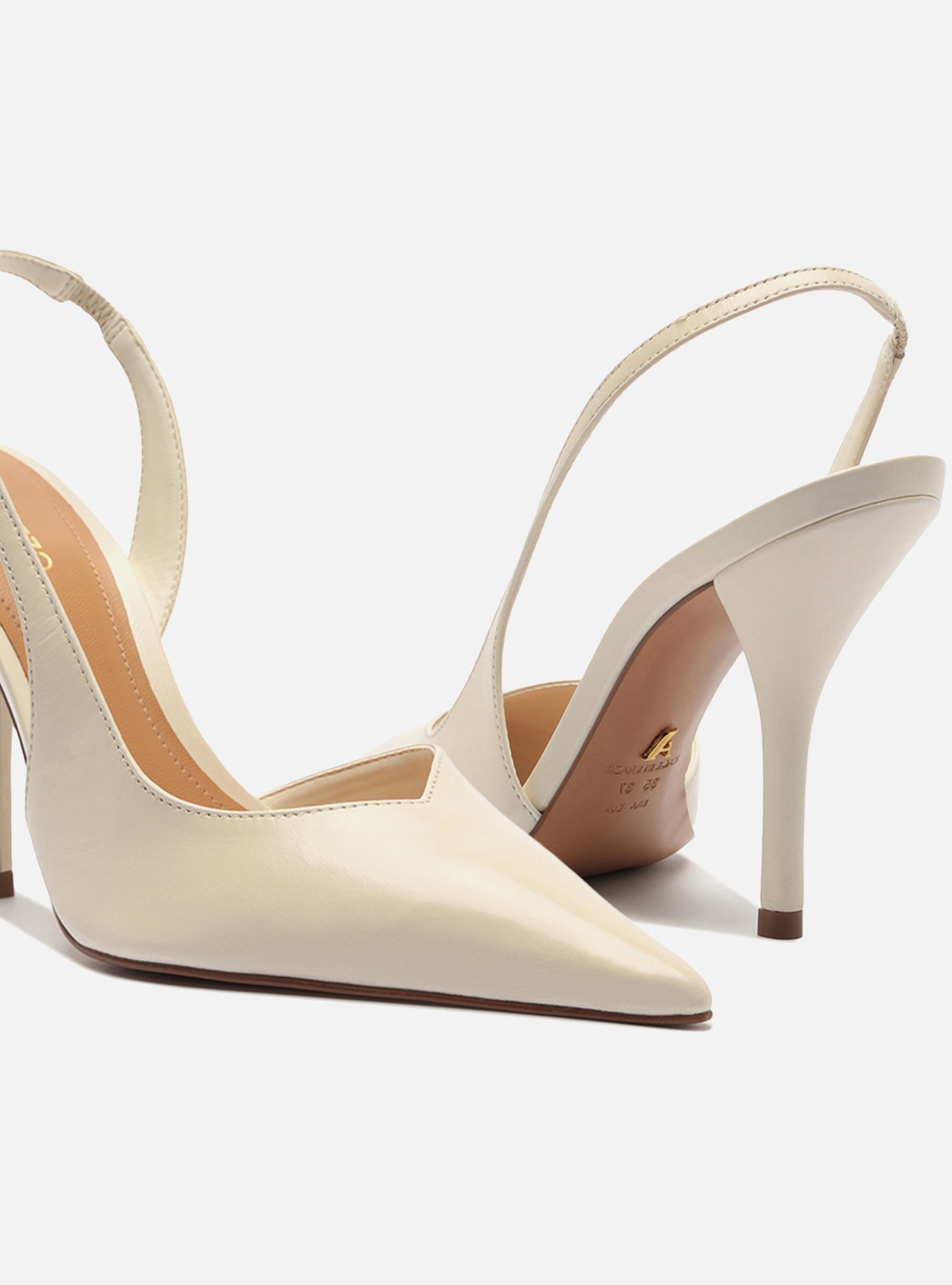 Scarpin Branca Couro Salto Fino Slingback — foto 4