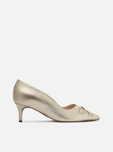 Scarpin Dourado Couro Salto Médio Fino Laço