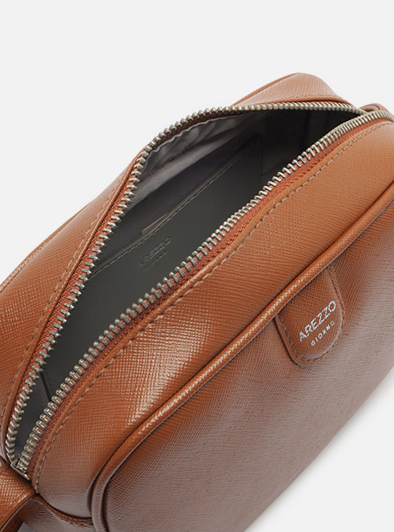 Bolsa Tiracolo Marrom Pequena Metais — foto 4