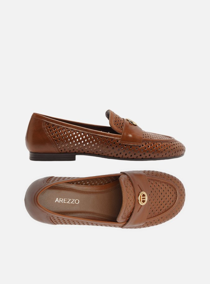 Mocassim Marrom Couro Bico Redondo Vazado Metal