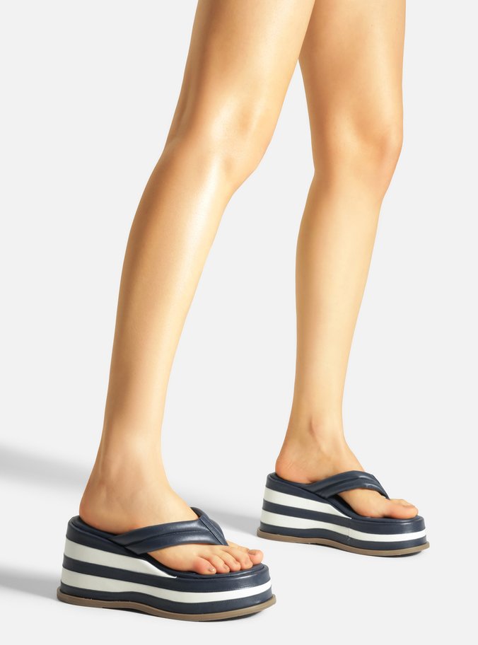 Tamanco Azul Couro Plataforma Flip Flop