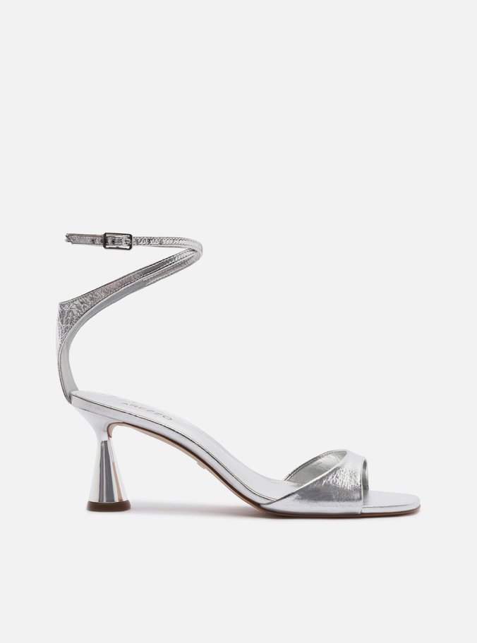 Sandália Prata Couro Salto Baixo Taça Tiras