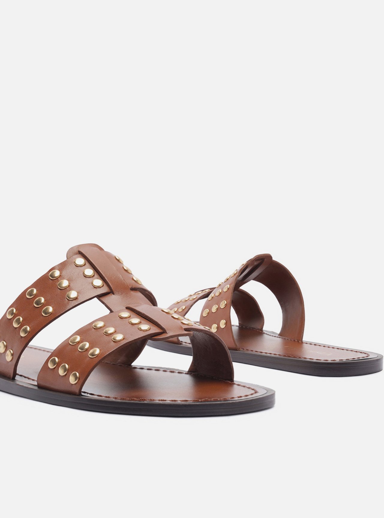 Sandália Rasteira Marrom Couro Studs — foto 4