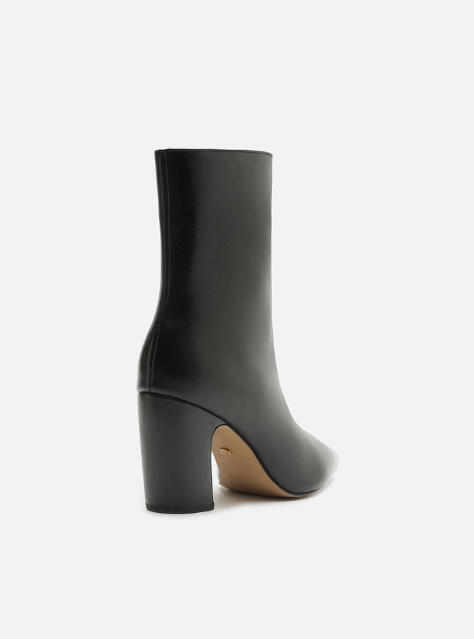 Bota Preta Couro Cano Médio Bico Fino Zíper
