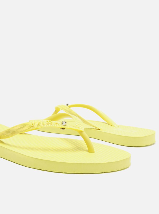 Chinelo de Dedo Amarelo e Bag Tecido