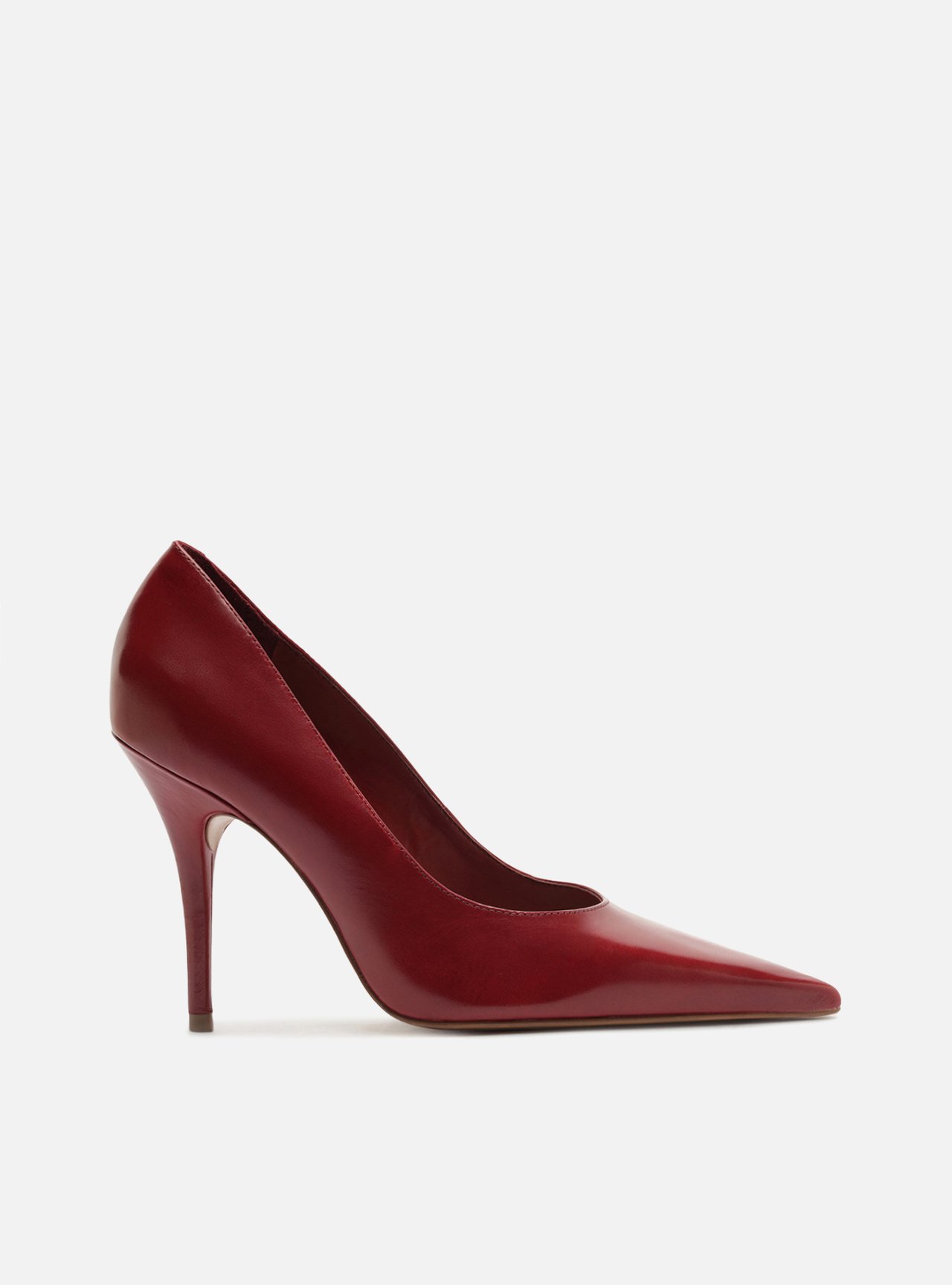 Scarpin Vermelho Couro Salto Fino — foto 1