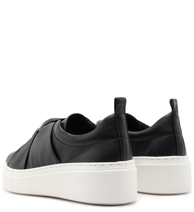 Tênis Slip On Preto Couro Nó Sola Alta