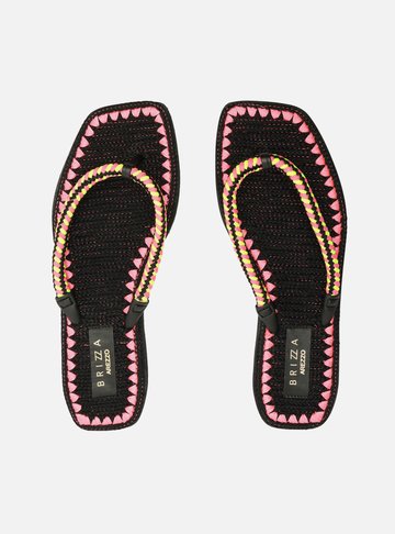 Chinelo de Dedo Preto Square Crochê Brizza