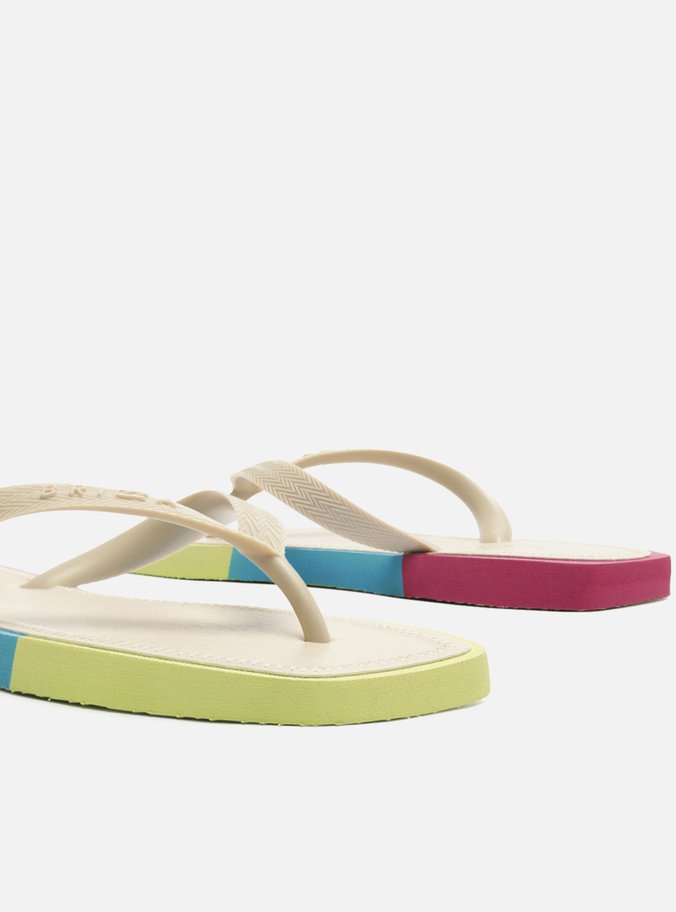 Chinelo de Dedo Multicolorido Color Square Brizza