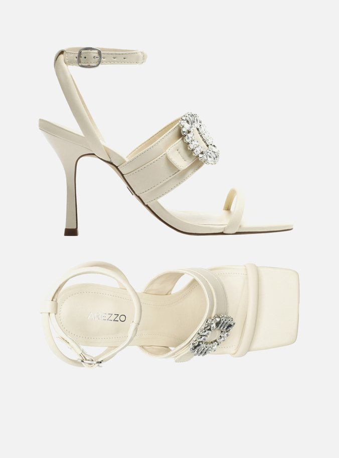 Sandália Off-White Salto Fino Fivela