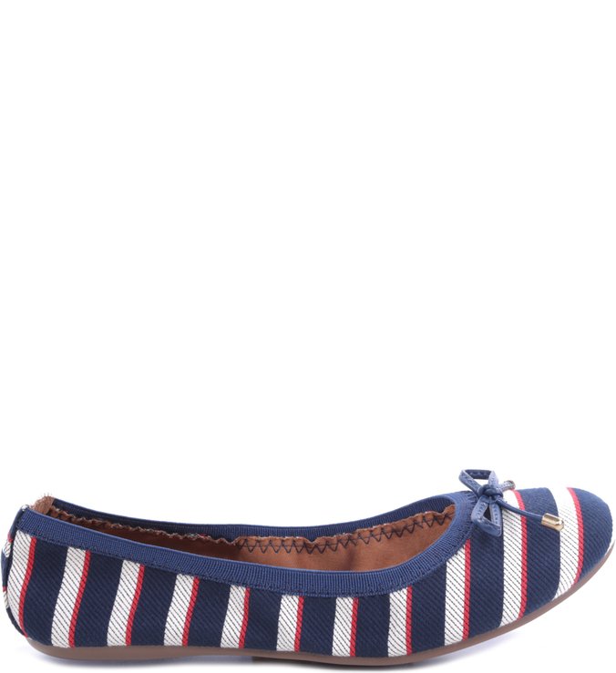 Sapatiha Listras Navy