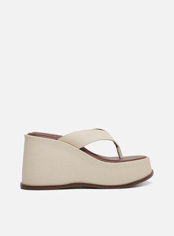 Tamanco Branco Couro Plataforma Thong Marrom
