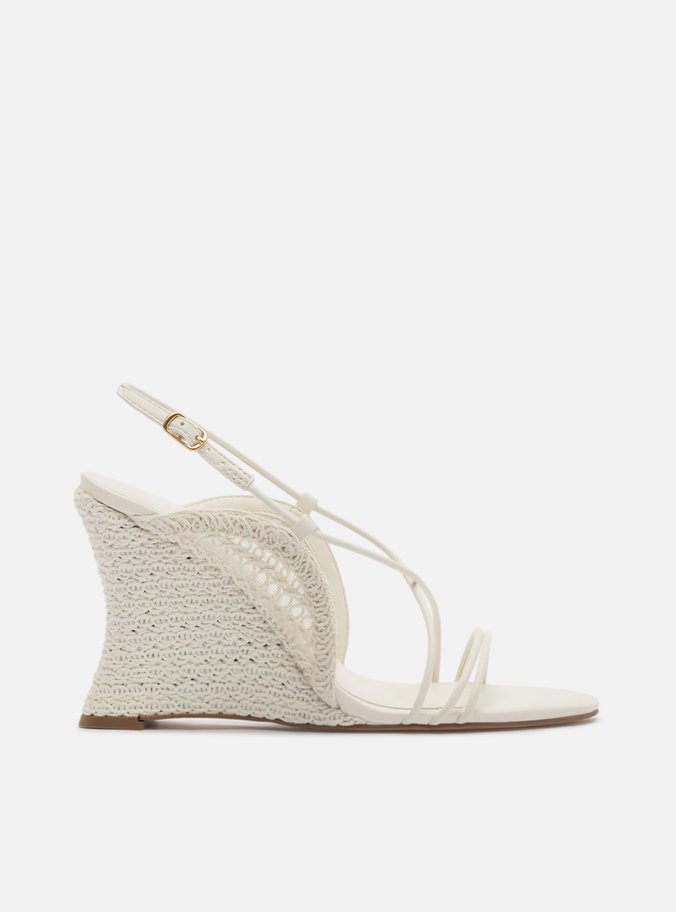 Sandália Off White Bordado Anabela Curvo Tiras Finas