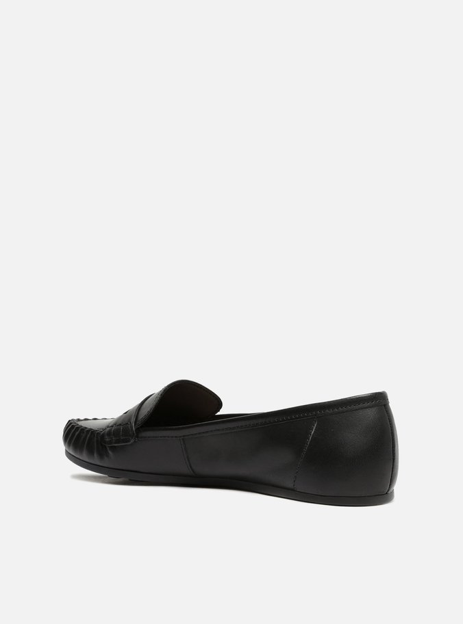 Mocassim Preto Detalhe Franzido