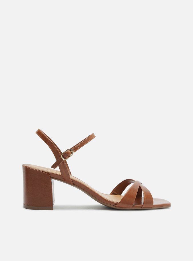 Sandália Marrom Couro Salto Bloco Tiras