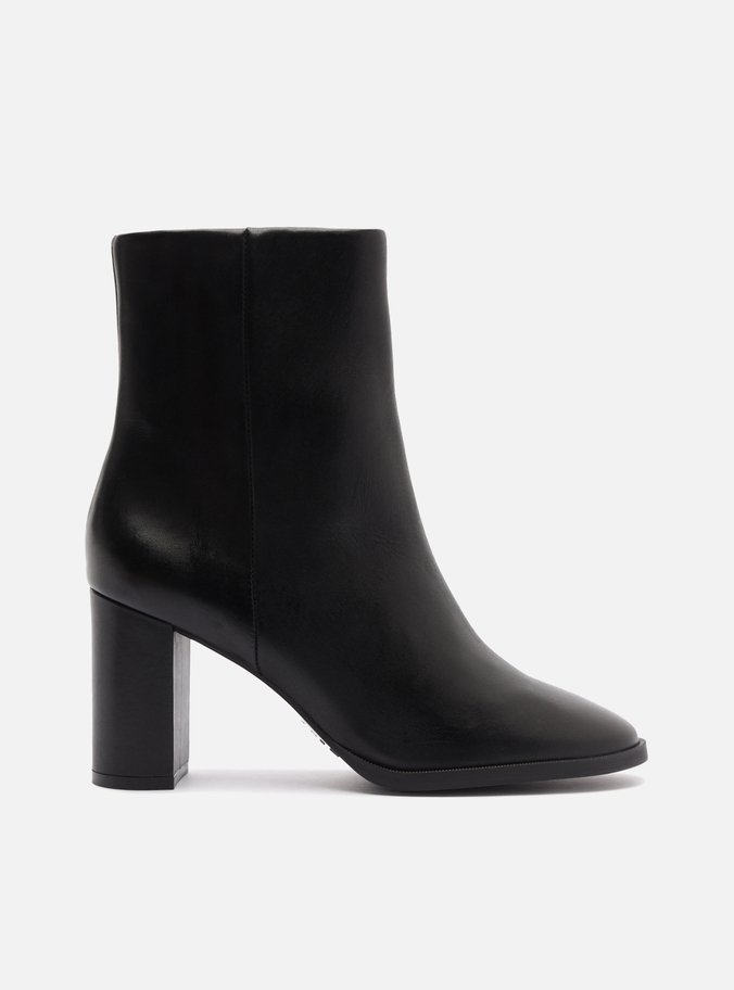 Bota Preta Couro Salto Bloco Cano Curto