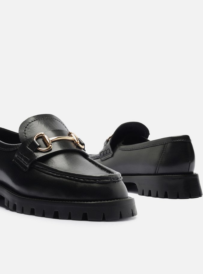Mocassim Preto Couro Tratorado Tira Bridão