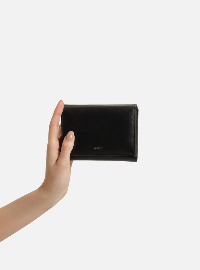 Carteira Preta Couro Pequena Botão