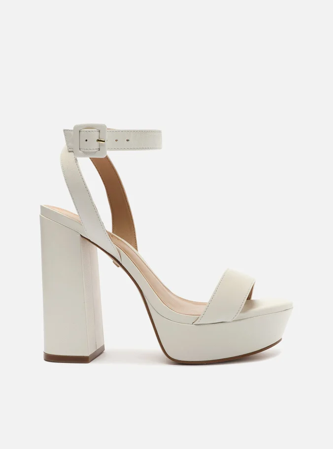Sandália Branca Couro Salto Bloco Meia-Pata Arezzo