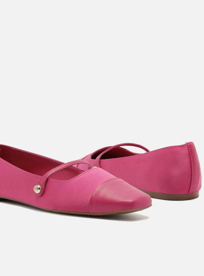 Sapatilha Cetim Cap Toe Rosa