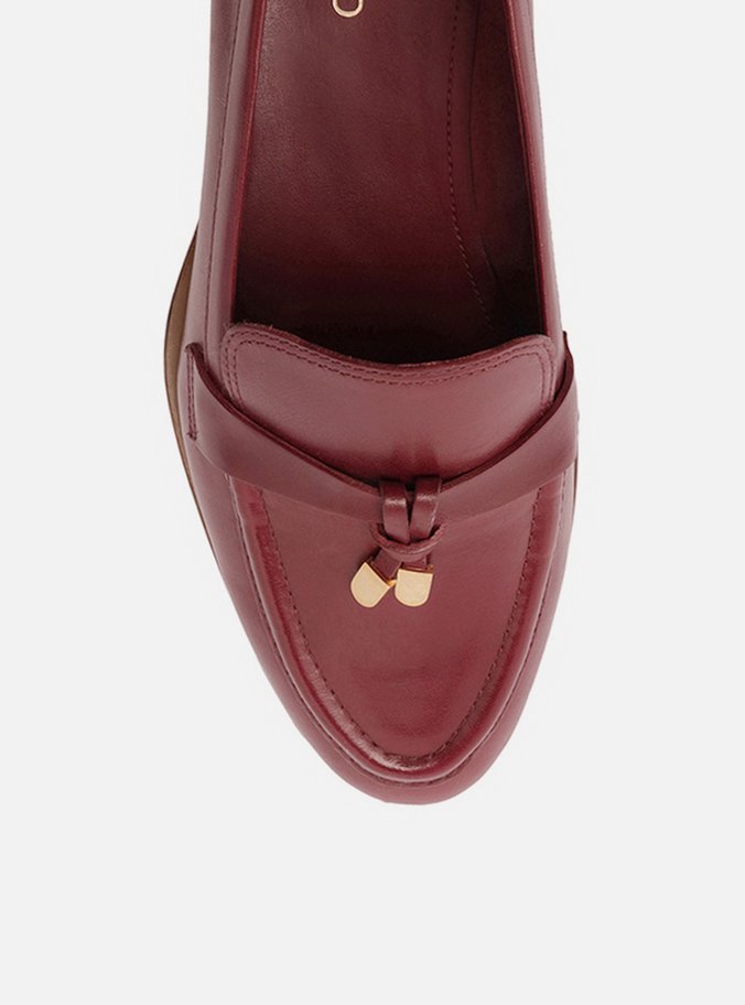 Mocassim Vermelho Couro Detalhe Tira