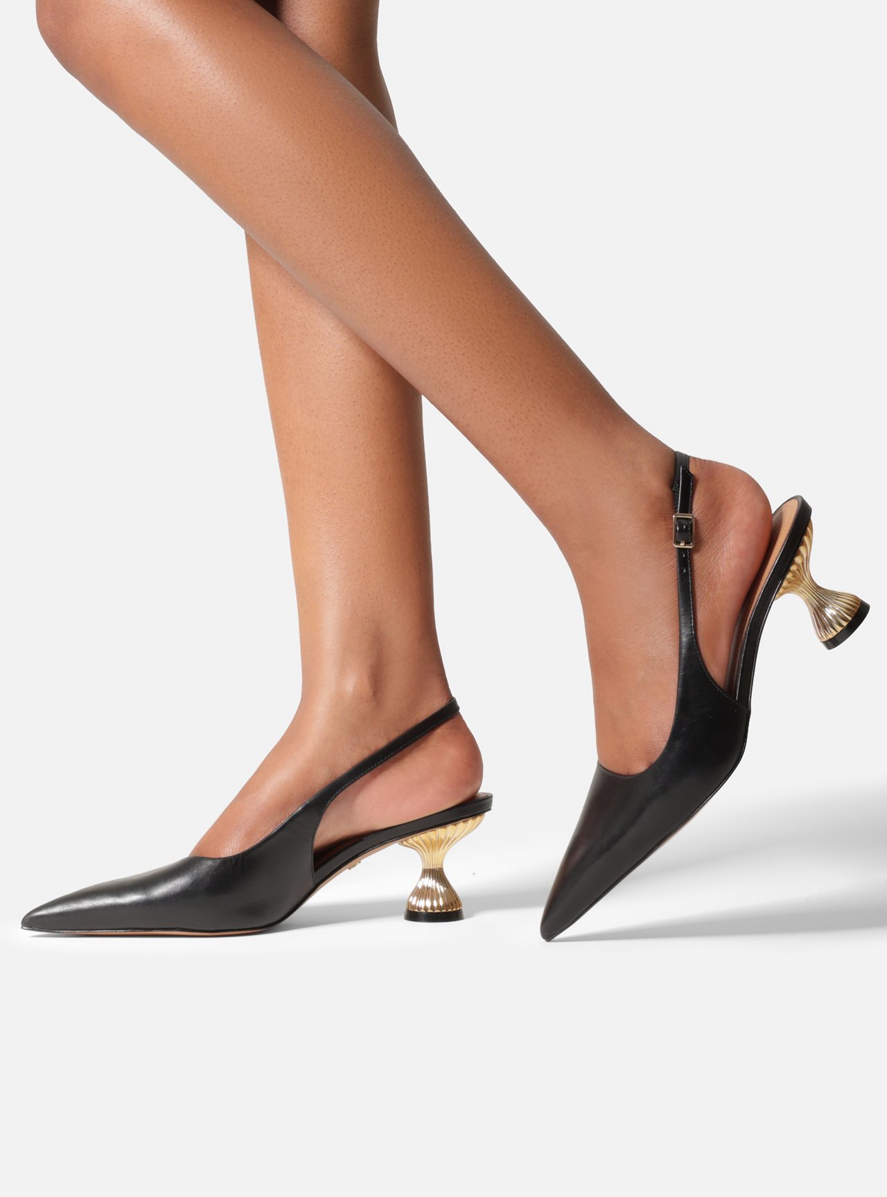 Scarpin Preto Couro Salto Geométrico Slingback — foto 6