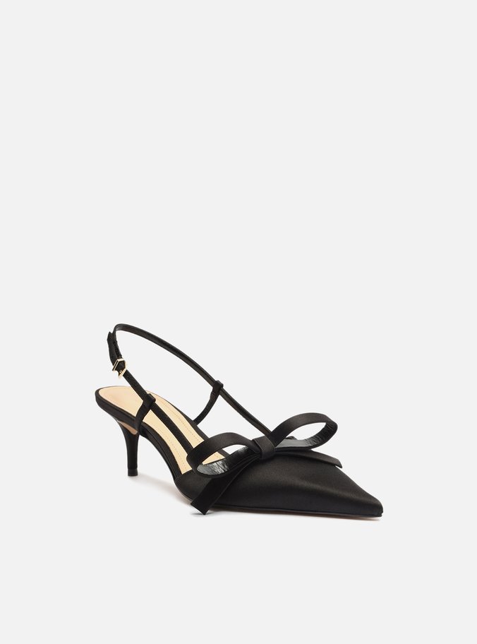 Scarpin Preto Cetim Bico Fino Slingback Laço
