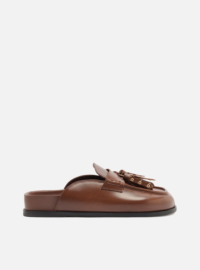 Mule Fechada Marrom Salto Rasteiro