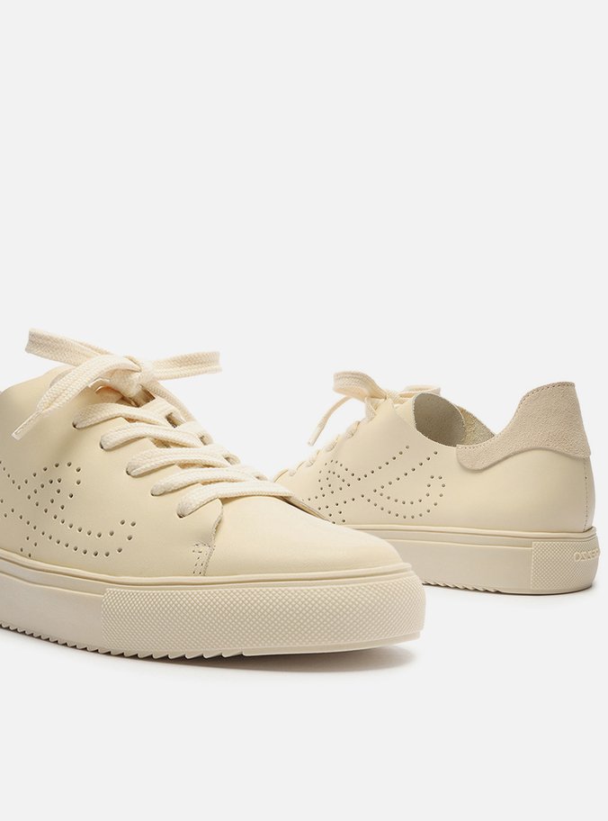 Tênis Off-White Couro A Perfuração