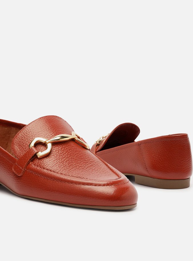 Mocassim Laranja Couro Bridão Metálico Básico