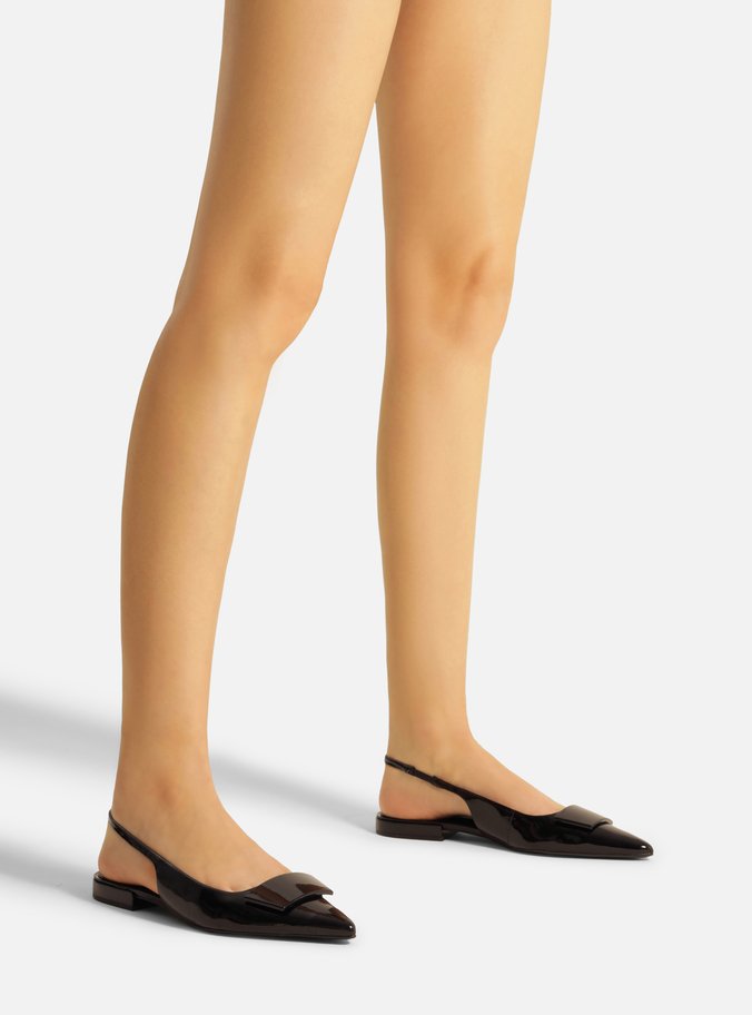Sapatilha Preta Bico Fino Slingback Aplicação
