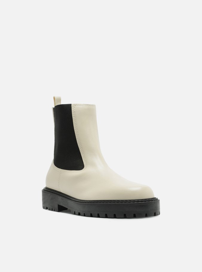 Bota Off-White Couro Cano Médio Tratorada Chelsea