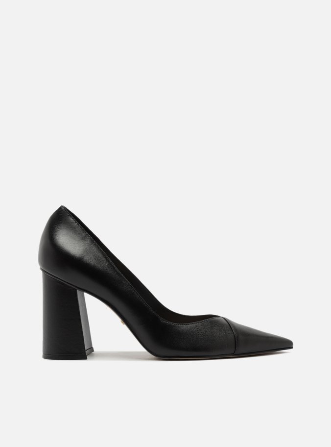 Scarpin Fechado Preto Salto Alto