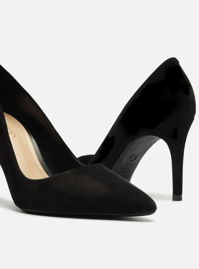 Scarpin Preto Nobuck Salto Fino Bico Fino