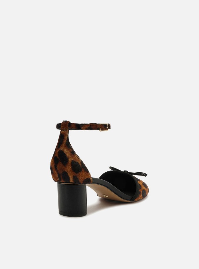 Scarpin Animal Print Salto Bloco Aberto Tachas