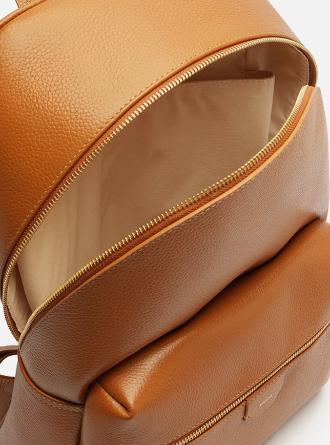 Mochila Marrom Couro Grande Bolso Frontal Zíper