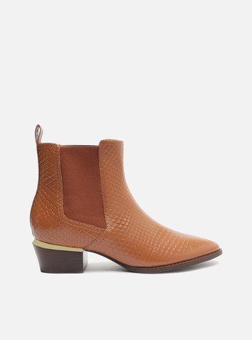 Bota Marrom Couro Skin Cano Curto Salto Baixo