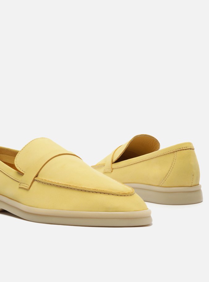 Mocassim Amarelo Nobuck Tira Detalhe