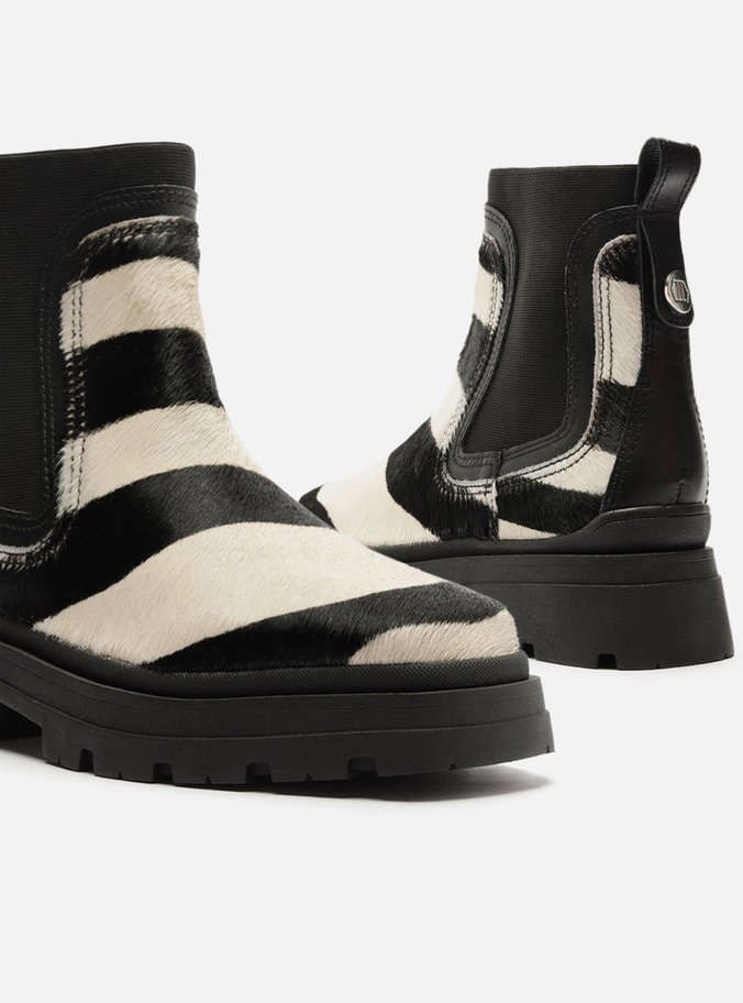 Bota Animal Print Couro Cano Curto Tratorada Elástico