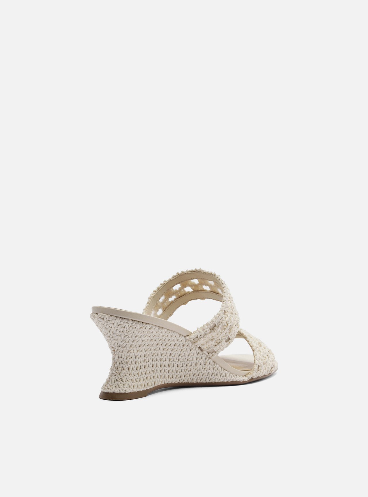 Sandália Off-White Anabela Salto Médio Tiras Crochê — foto 3