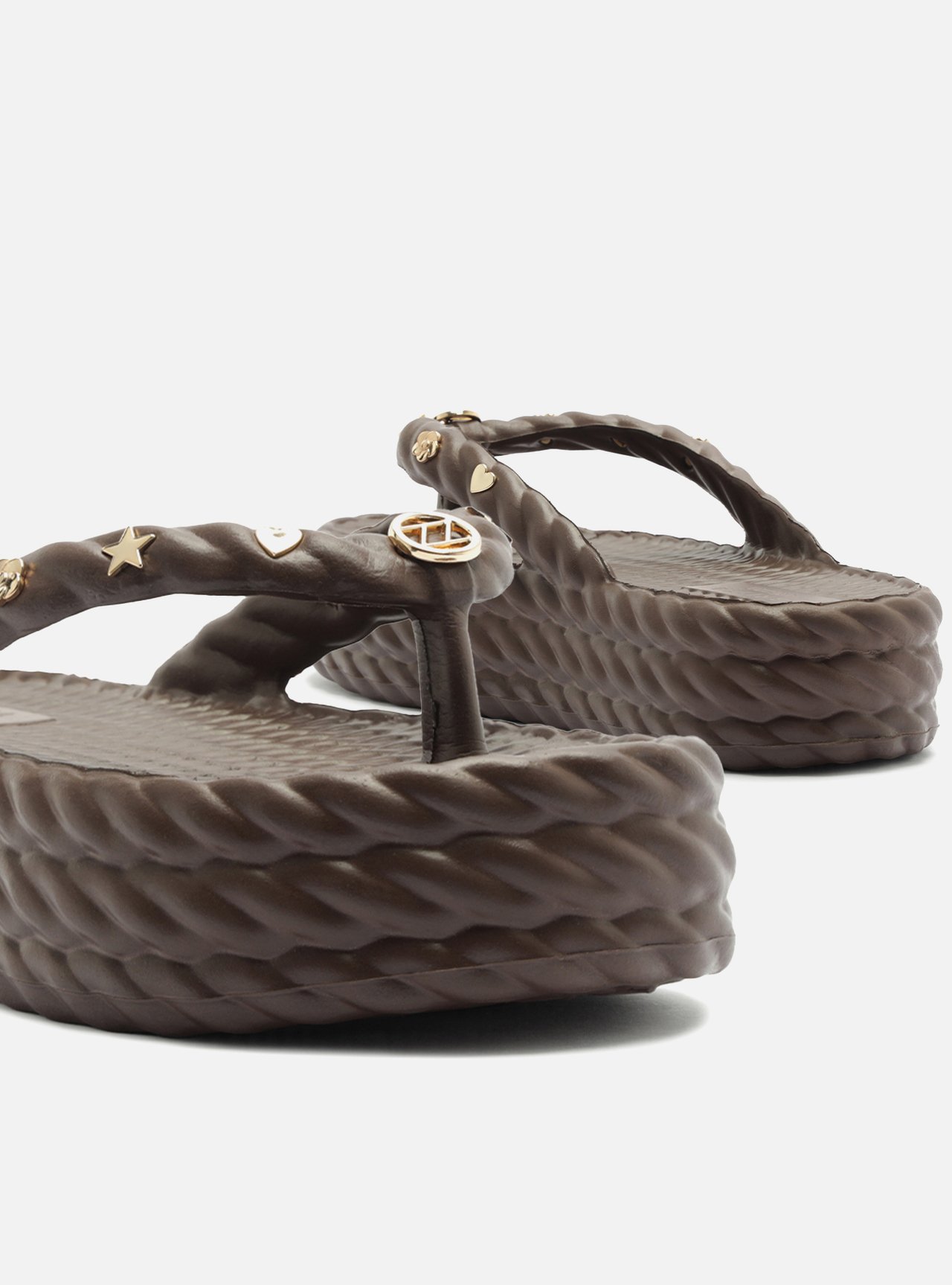Sandália Marrom Flatform Metais Brizza — foto 4