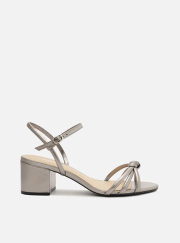 Sandália Prata Salto Médio Bloco Nó Fivela