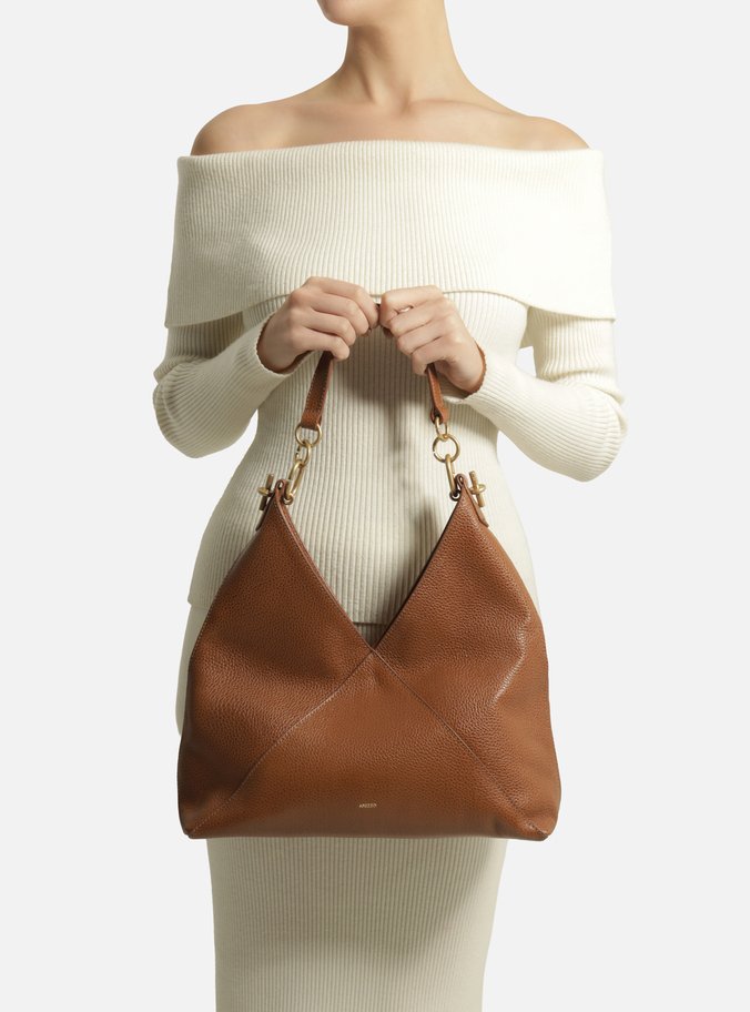 Bolsa Hobo Marrom Couro Grande Recortes Metais