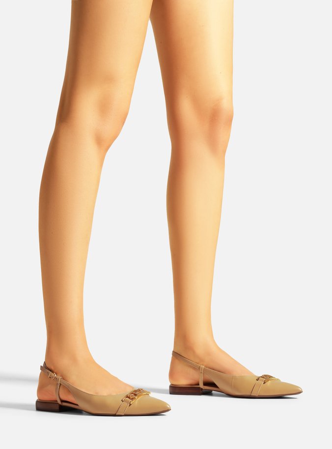 Sapatilha Nude Couro Bico Fino Slingback Metal