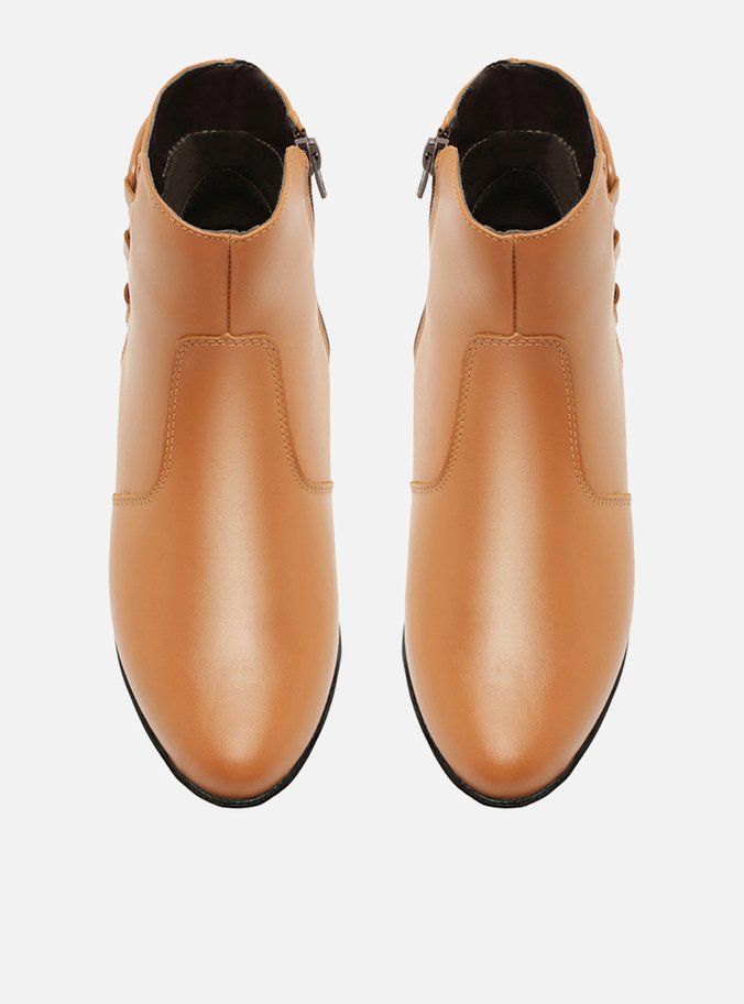 Bota Marrom Couro Cano Curto Tira Transpassada