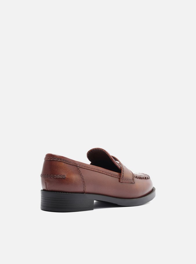 Mocassim Caramelo Couro Bloco Costuras