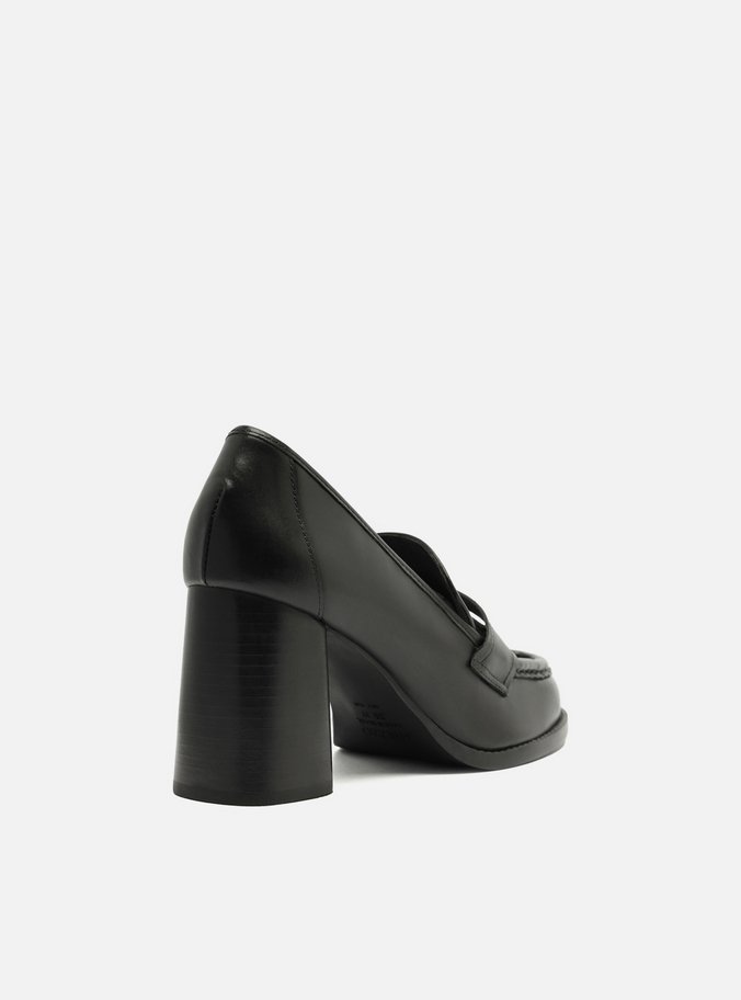 Loafer Preto Couro Salto Bloco Tira