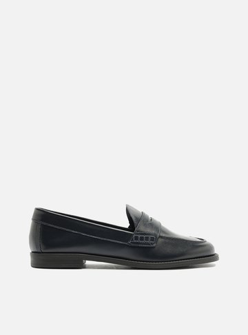 Arezzo — Mocassim Azul Marinho Couro Bico Redondo Tira Classic